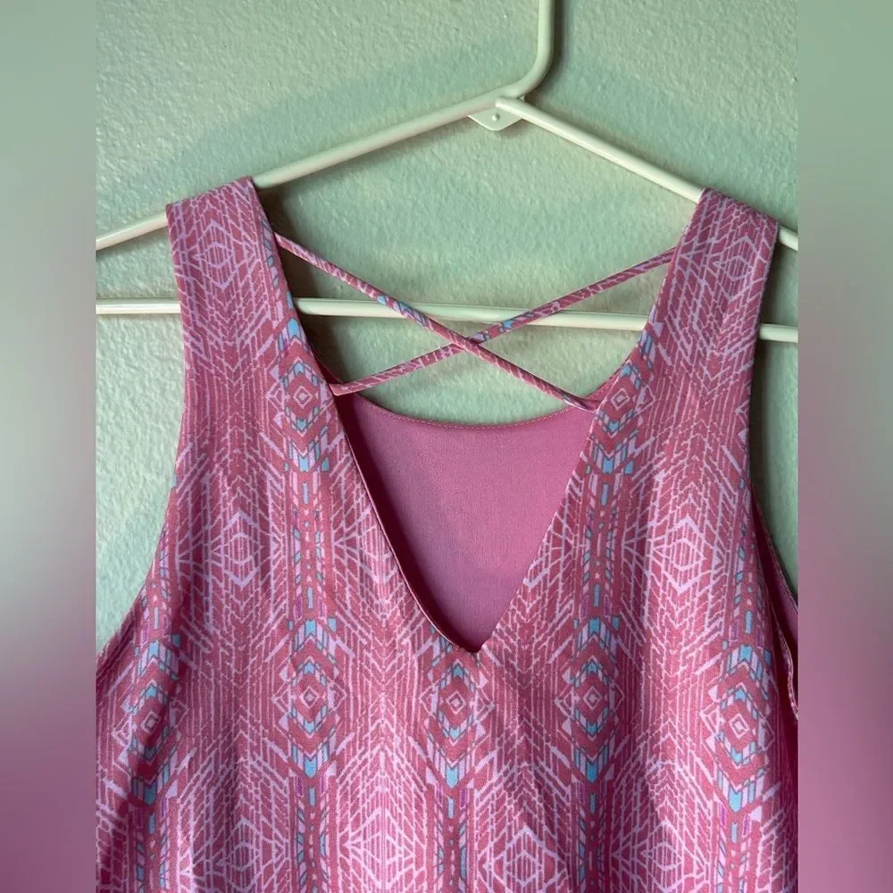 NWOT - Everly Anna Halter Shift Dress - Medium - Picture 8 of 11